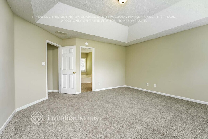 Building Photo - 208 Ivy Creek Dr