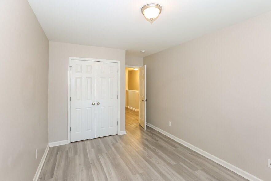 Building Photo - 802 Wesley Alan Ln