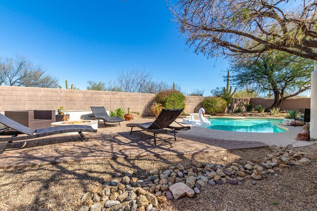 Building Photo - 11302 E White Feather Ln