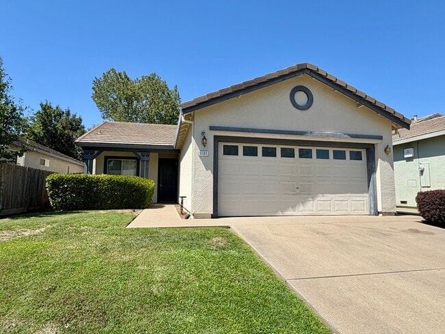 Primary Photo - Great 3 Bedroom 2 Bathroom Home for Rent i...