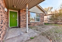 Building Photo - 605 W Clarke St