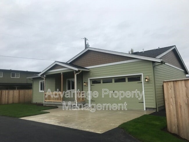 Building Photo - 122 S 21st St