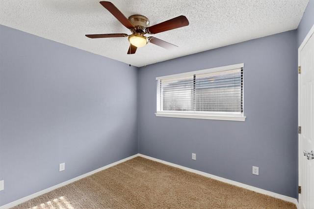 Building Photo - 1902 N Irving Heights Dr