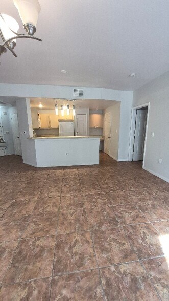 Building Photo - 1990 Erving Cir