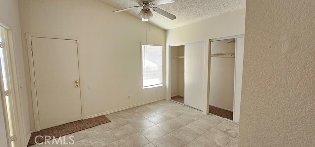 Building Photo - 1518 Canterbury Cir