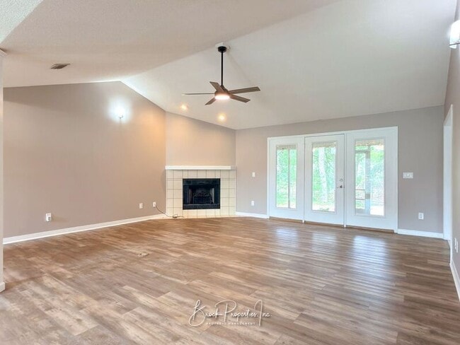 Building Photo - 6337 Summer Lakes Ln