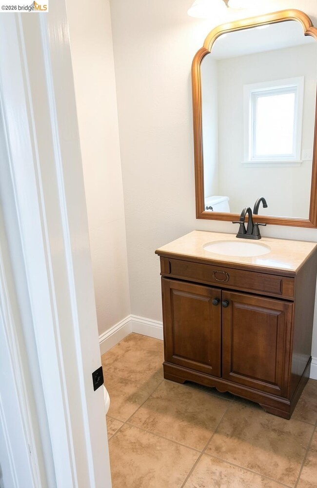Building Photo - 2413 Santa Cruz Ct