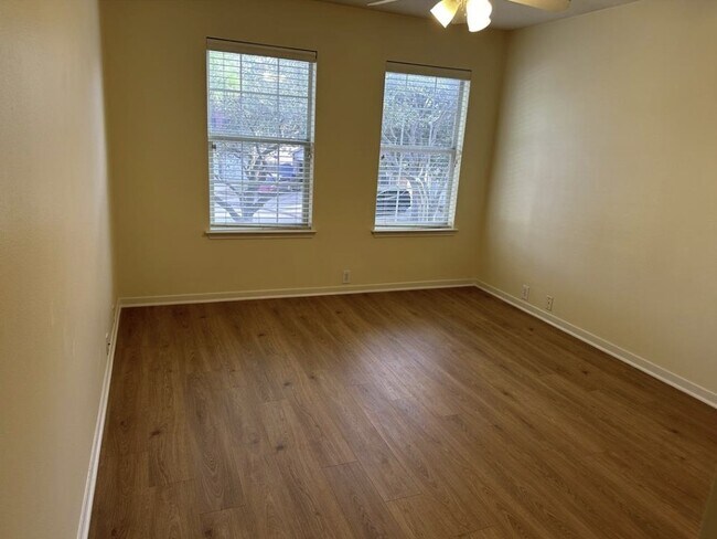 Building Photo - 17438 Ivy Stream Dr