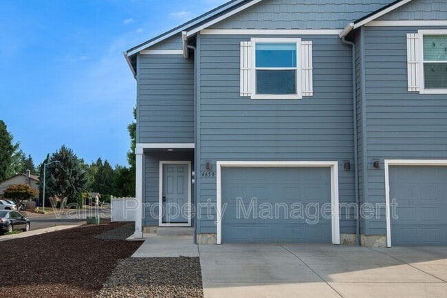 Building Photo - 4850 Heathwood St NE