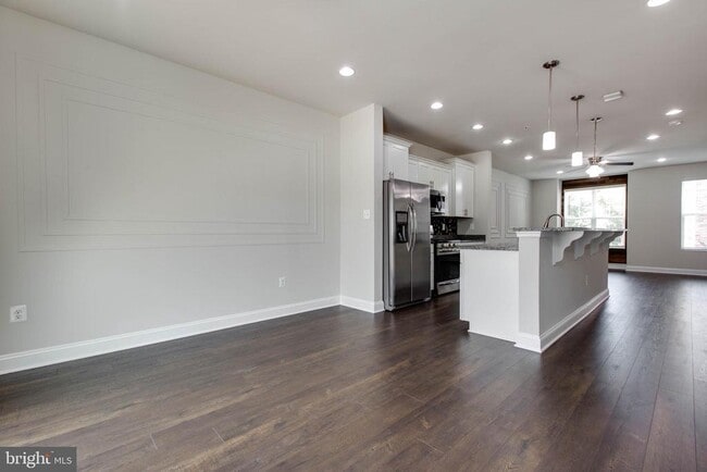 Building Photo - 7110 Druce Way