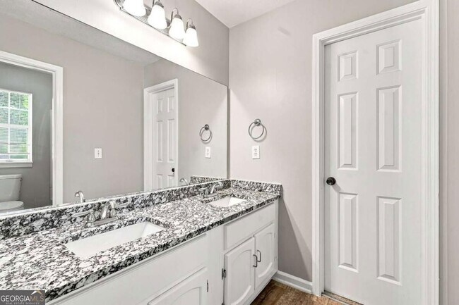 Building Photo - 5557 Clover Rise Ln