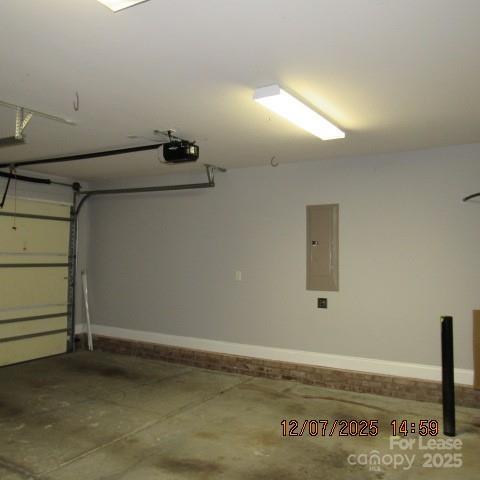 Building Photo - 8520 Dargan Ln