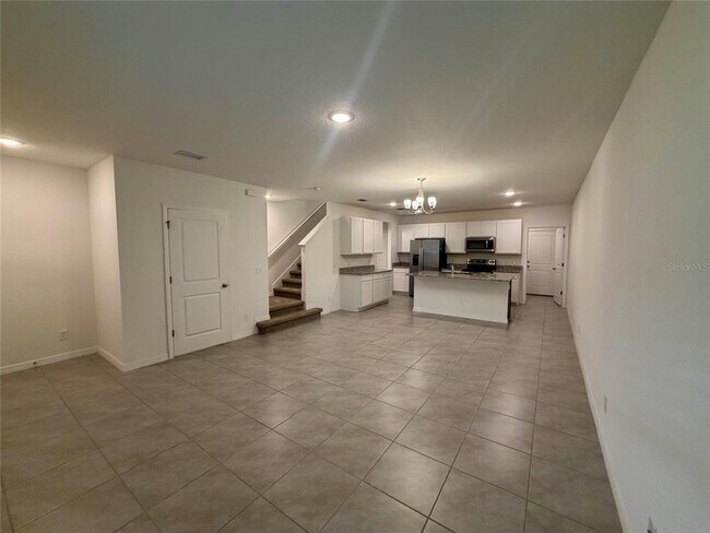Building Photo - 614 Cheval Ln