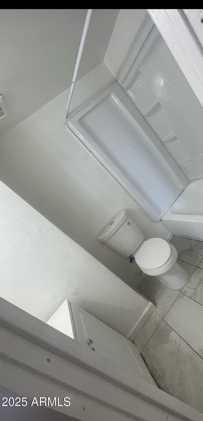 Building Photo - 2698 N 43rd Ave