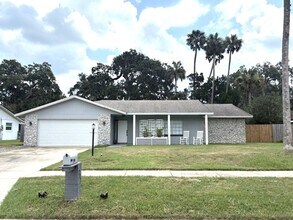 Building Photo - Beautiful 3 Bedroom Port Orange Home!