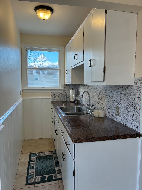 Building Photo - 255 Budlong Rd