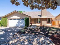 Building Photo - Spacious 5-Bedroom Home in Prime Sunnyvale...