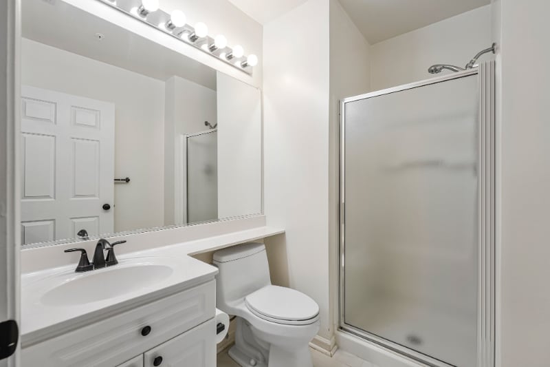 Building Photo - 20320 Beechwood Terrace