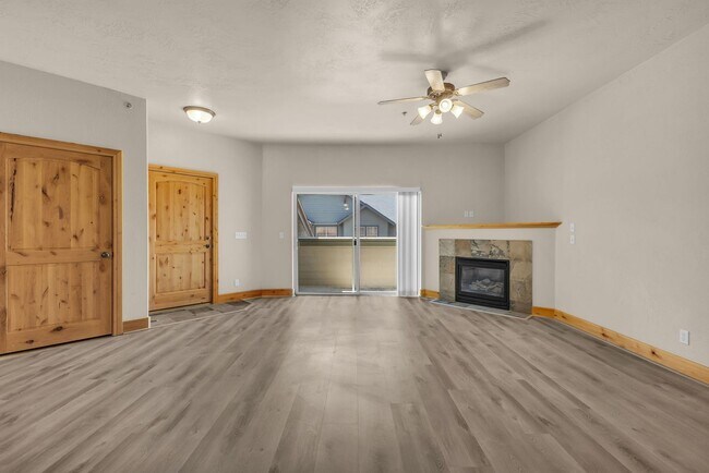 Building Photo - Park City Condo | $500 Off First Month