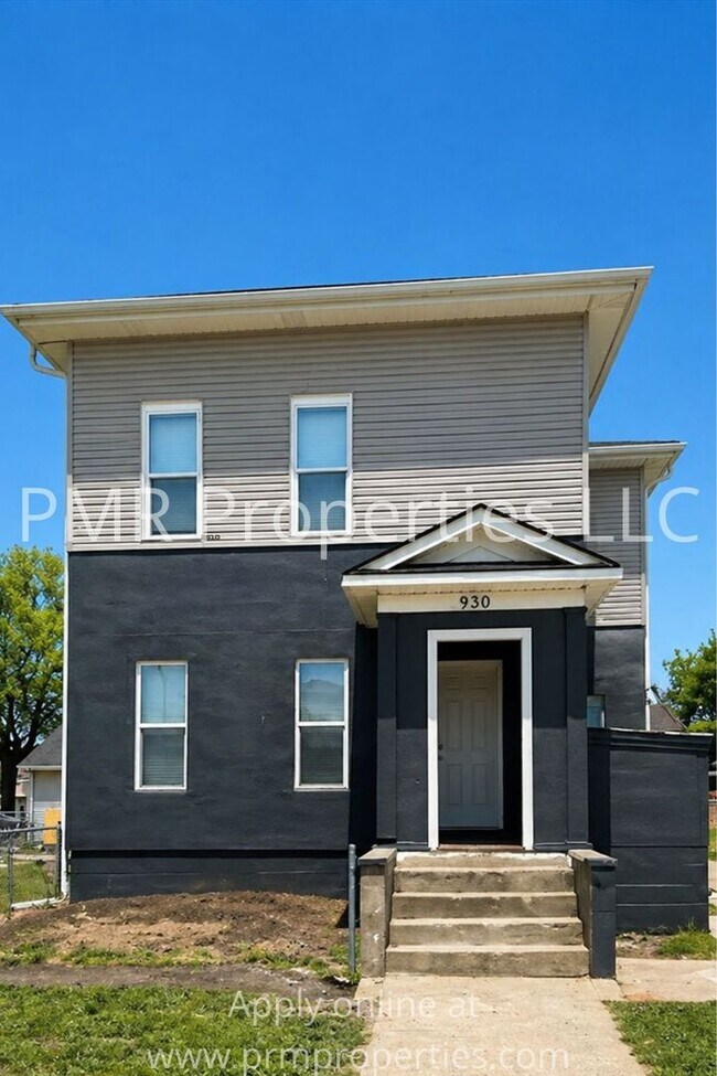 Building Photo - 6 Bedrooms / 3.5 Bathrooms House
