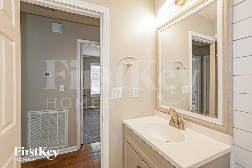 Building Photo - 2670 Blue Willow Ct