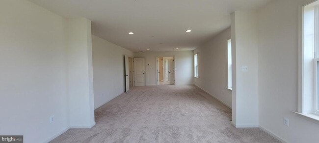 Building Photo - 9431 Alloway Dr