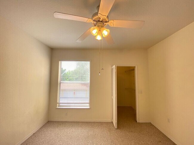 Building Photo - 1325 Lake Shadow Cir