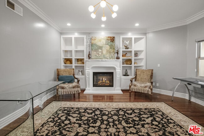 Building Photo - 850 Croft Ave