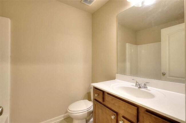 Building Photo - 3702 Brockenhurst Dr