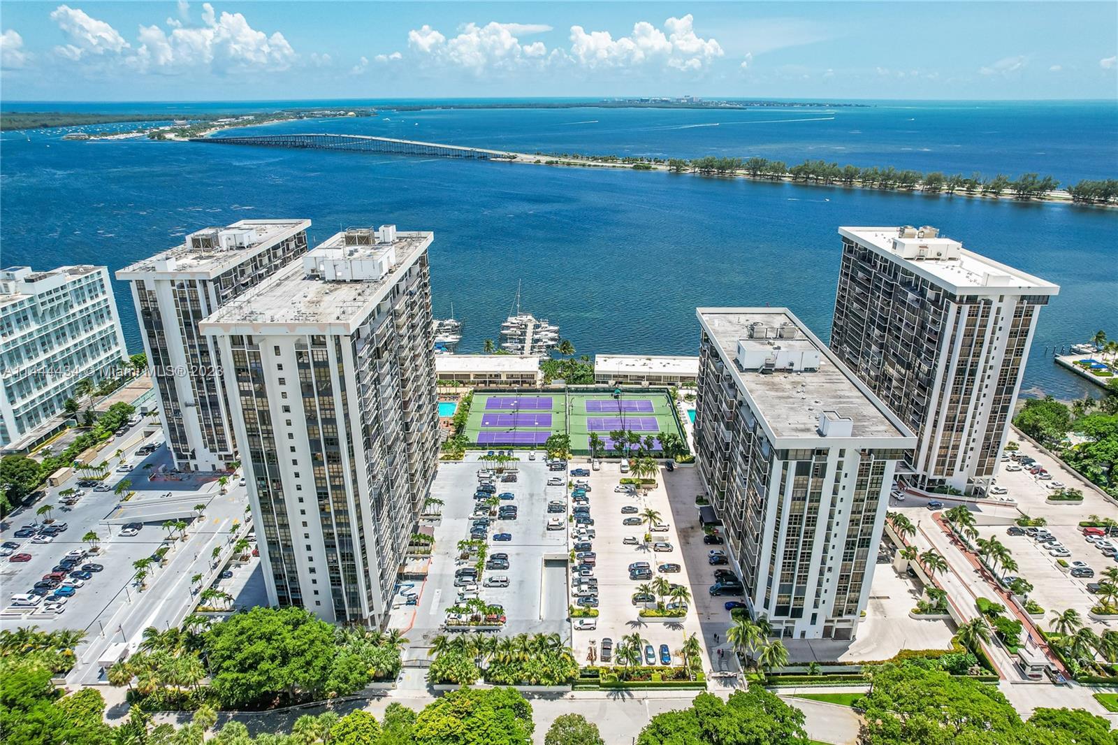 Building Photo - 1915 Brickell Ave