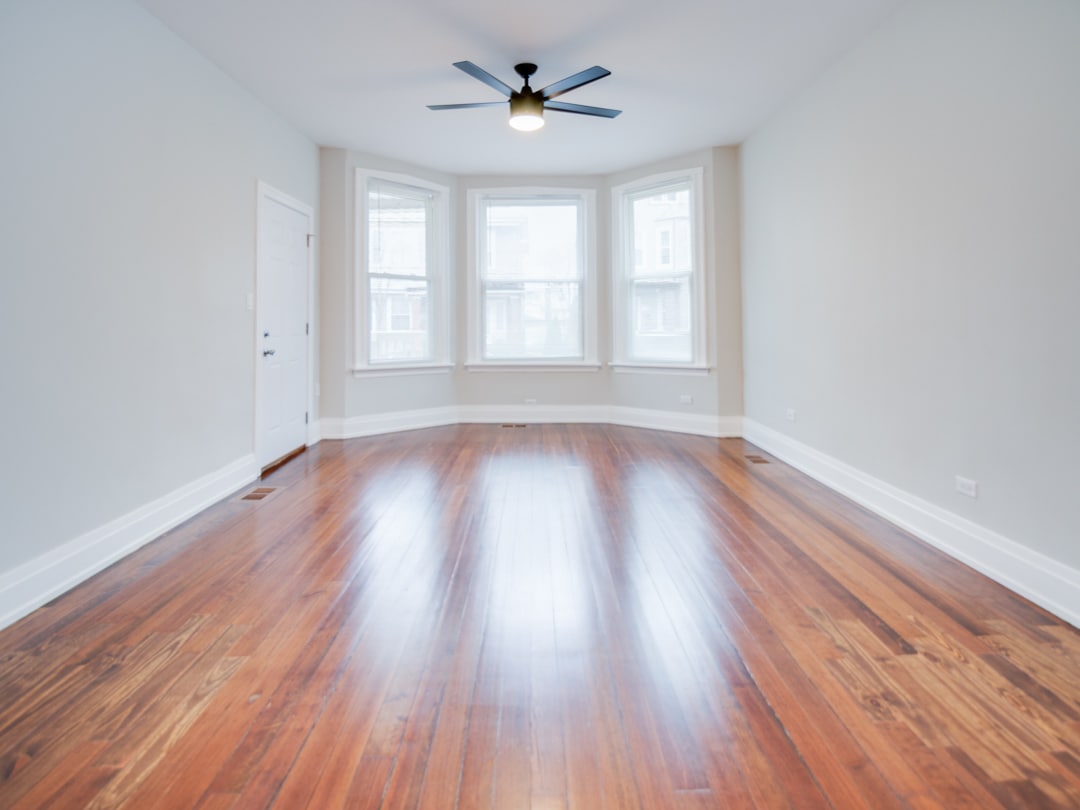 Building Photo - 3138 N Lawndale Ave