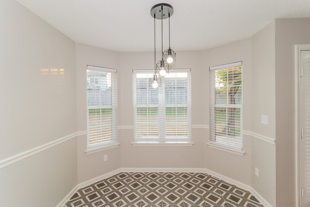Building Photo - 7427 Fox Creek Dr