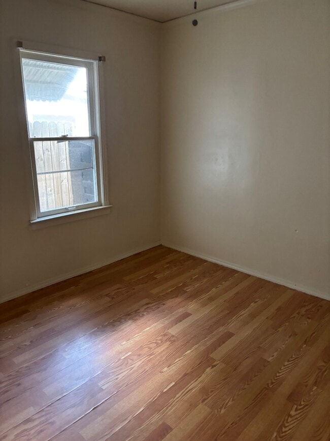 Building Photo - 5731 Mitchell Ct