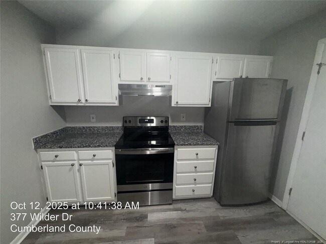 Building Photo - 377 Wilder Dr