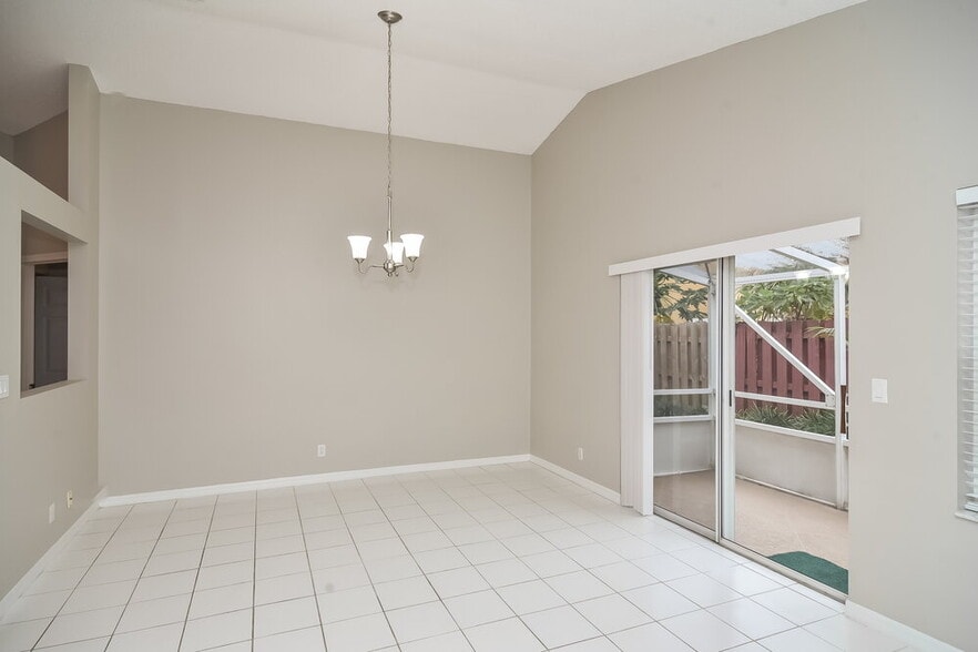 Building Photo - 23333 Sunview Way