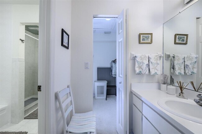 Building Photo - 1477 Park Beach Cir