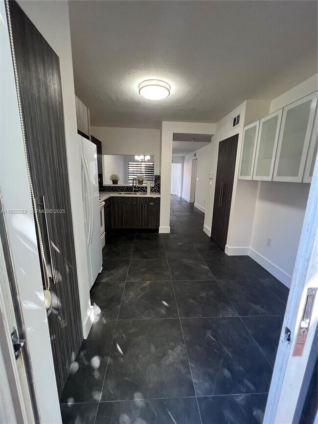 Building Photo - 13120 SW 64th Terrace