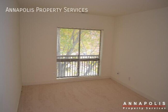 Building Photo - 1227 gemini drive #k