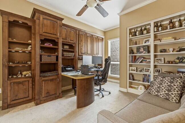 Building Photo - 23915 Hamptonshire Ln