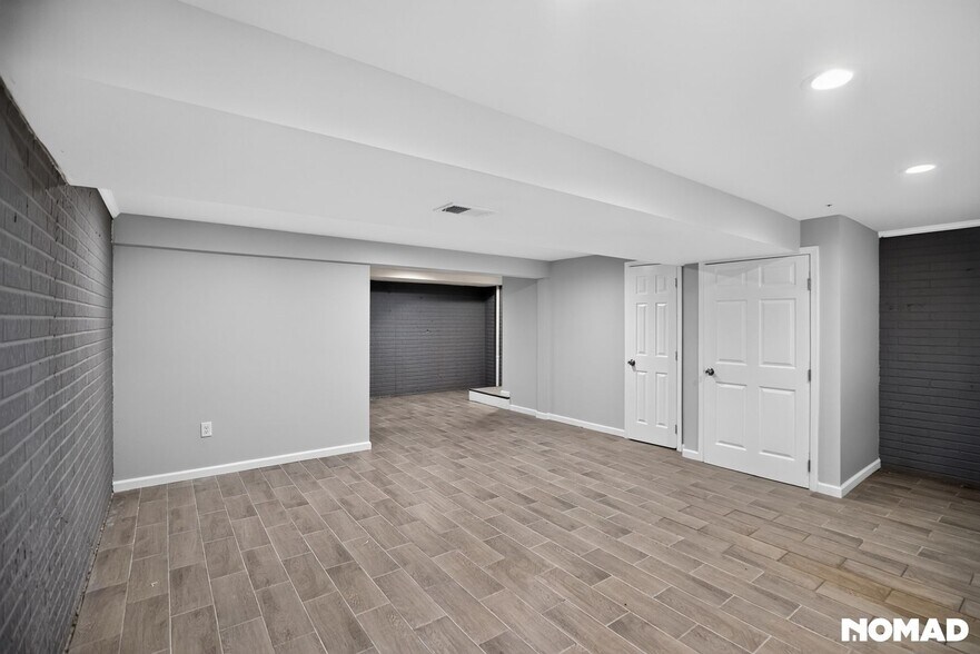 Building Photo - 12145 Sugar Mill Cir