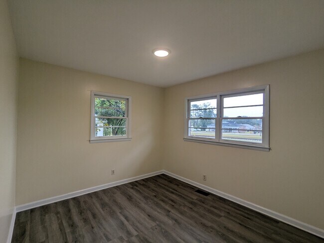 Building Photo - 68 Womack Ave