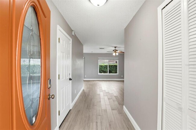 Building Photo - 2701 Carlisle Ave