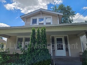 Building Photo - 1210 Longfield Ave