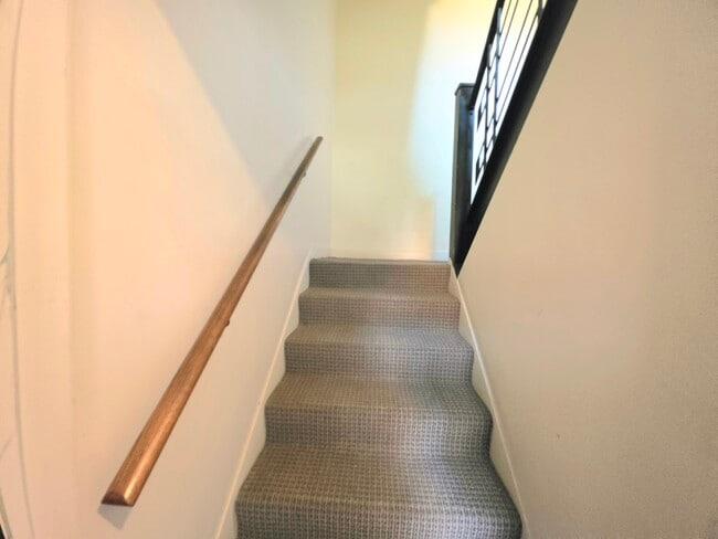 Building Photo - 1100 N Harlem Ave