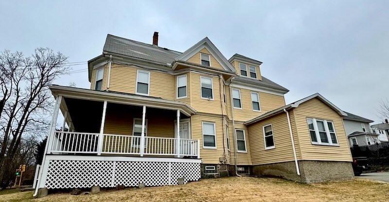 Building Photo - 166 Kendrick Ave