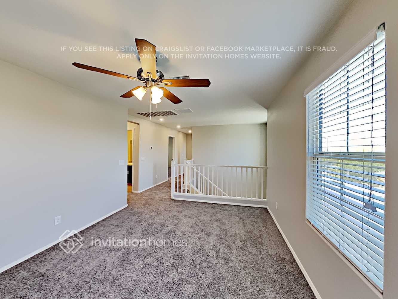 Building Photo - 16648 W Sierra St