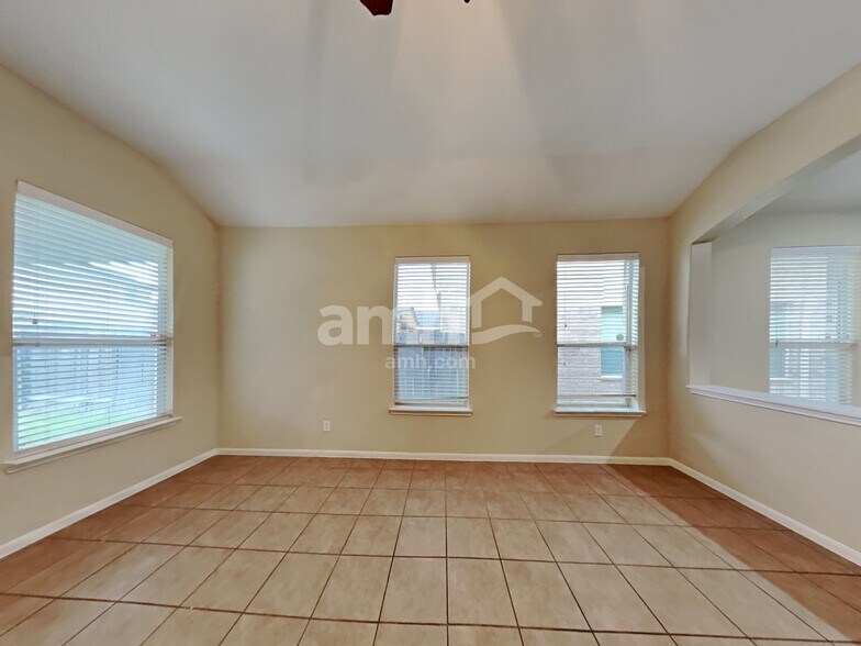 Building Photo - 15815 Egret Field Ln