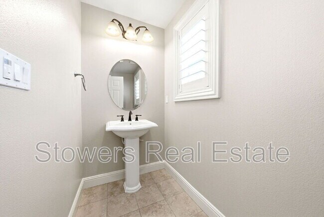 Building Photo - 3315 Ashbourne Cir