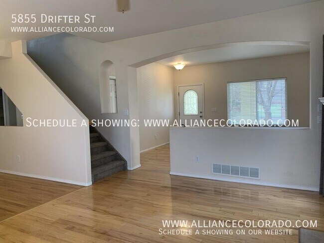 Building Photo - 5855 Drifter St