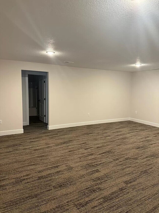 Building Photo - 1128 N Joye St